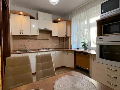 квартира за адресою Червоної Калини просп., 37