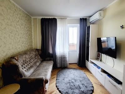 квартира за адресою Дмитра Луценка вул. (Крейсера 