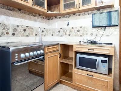 квартира за адресою Антона Головатого вул., 10