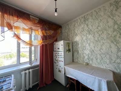 квартира за адресою Привокзальна вул., 12