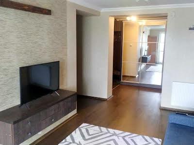квартира по адресу Червоной Калины просп., 1