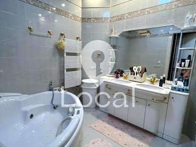 квартира по адресу Заньковецкой ул., 6