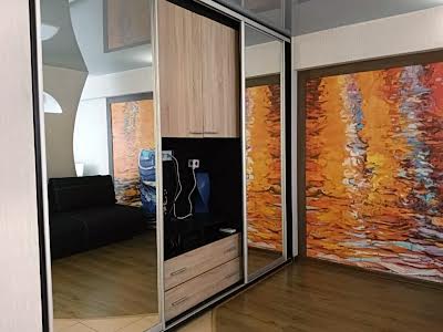 квартира за адресою Велика Васильківська вул. (Червоноармійська), 124-А