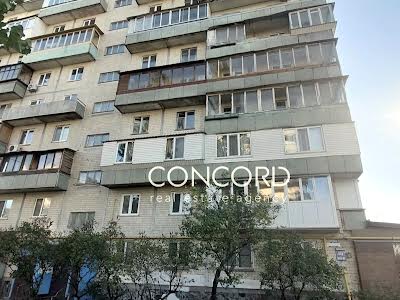 квартира по адресу Героев Полка 
