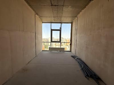 квартира за адресою с. Крижанівка, Академіка Сахарова вул., 3а
