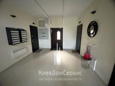 квартира за адресою Дорошенка вул., 7