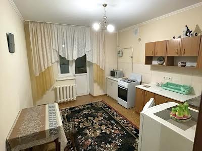 квартира по адресу Строителей ул., 11