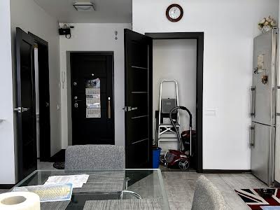 квартира за адресою Богдана Хмельницького вул., 10
