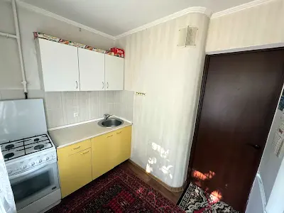 квартира за адресою Анатолія Базилевича пров. (Червонозаводський), 2/13