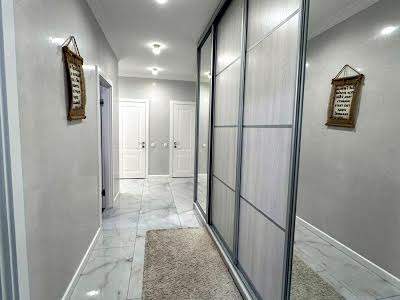 квартира по адресу Свободы ул., 1