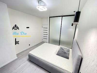квартира за адресою Боголюбова вул., 42