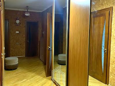квартира за адресою Незалежності бульв. (50 років Жовтня), 17