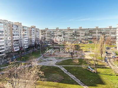 квартира за адресою Амвросія Бучми бульв., 3