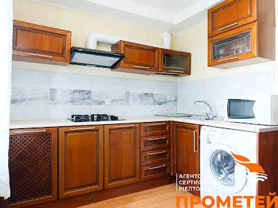 квартира за адресою Братиславська вул., 42