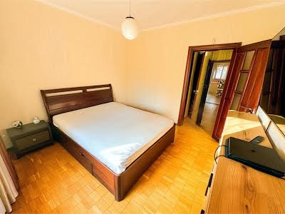 квартира за адресою Милославська вул., 31-Б
