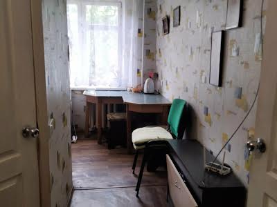 квартира за адресою Ірини Бекешкіної вул. (Генерала Карбишева), 10