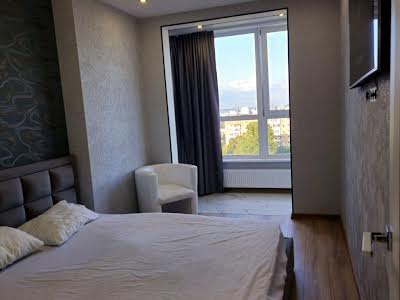 квартира по адресу Петропавловская ул., 40