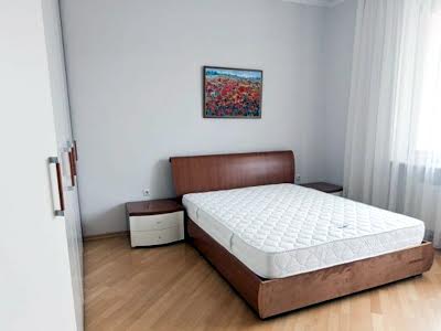 квартира по адресу Уютная ул., 5