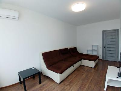 квартира по адресу Николая Гулака ул., 4