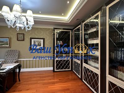 будинок за адресою Берегова вул., 44