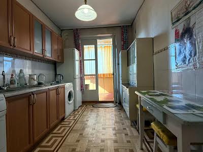 квартира по адресу Дарницкий бульв., 1