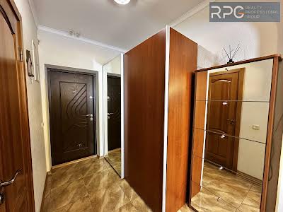 квартира за адресою Старонаводницька вул., 4-В
