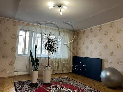 квартира за адресою Жилянська вул., 72