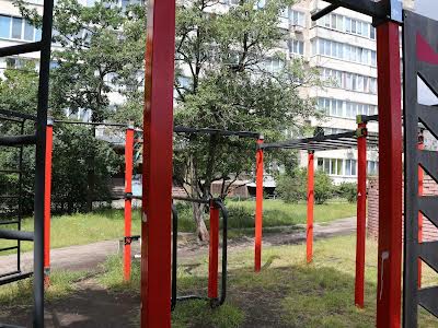 квартира за адресою Зої Гайдай вул., 6-А