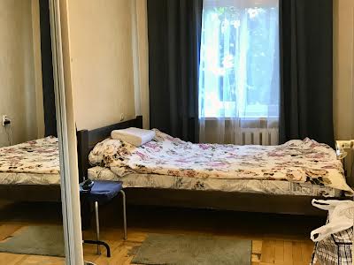 квартира за адресою Академіка Філатова вул., 49