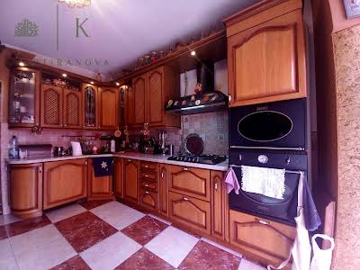 квартира по адресу Квитовая ул., 26