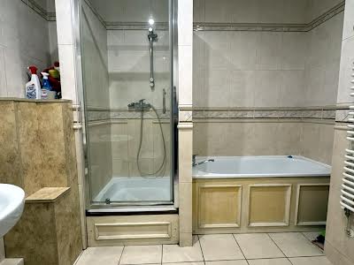 квартира за адресою проспект Чорновола, 1