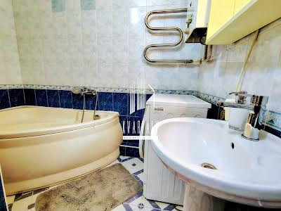 квартира по адресу Леси Украинки бульв., 13