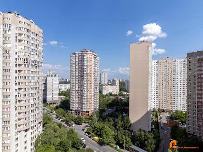 квартира за адресою Урлівська вул., 19
