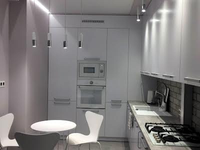 квартира за адресою Героїв УПА вул., 73в