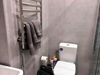 квартира за адресою Ревуцького вул., 40-В