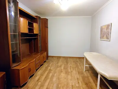 квартира за адресою Ольжича вул., 15