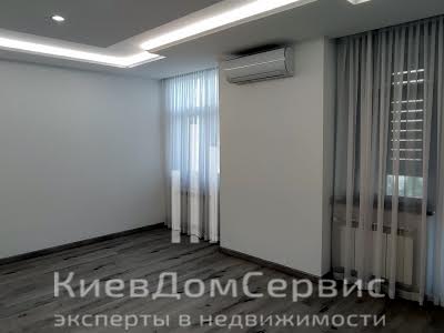 квартира за адресою Анни Ахматової вул., 22