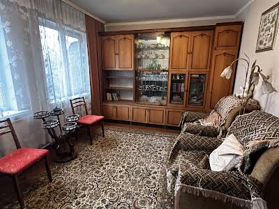 будинок за адресою Київська вул.