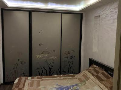 квартира по адресу Александра Олеся, 15