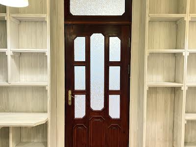квартира за адресою Межигірська вул., 22