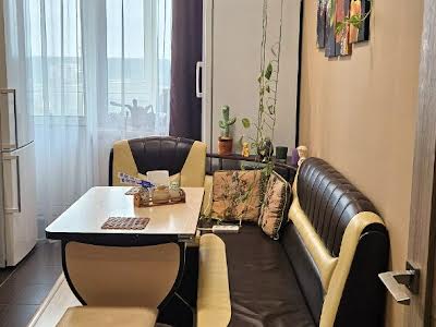 квартира по адресу Бориспільська, 27а