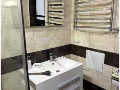 квартира за адресою Регенераторна вул., 4