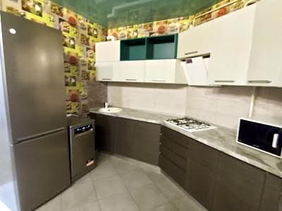 квартира за адресою Івана Рубчака вул., 27