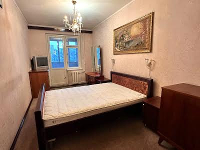 квартира по адресу Героев просп., 17