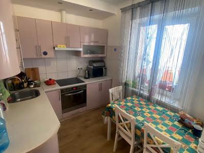 квартира по адресу Червоной Калины просп. (Владимира Маяковского), 77