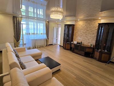 квартира за адресою Лазурна вул., 5 к11