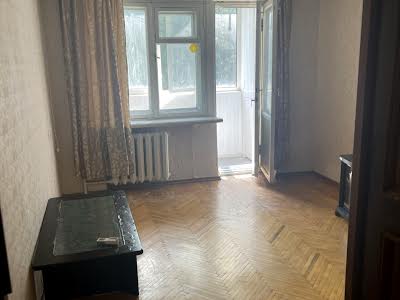 квартира за адресою Генерала Петрова вул., 51