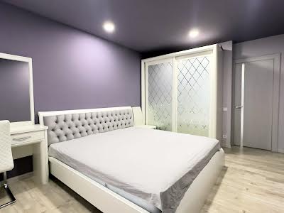 квартира по адресу Червоной Калины просп., 70