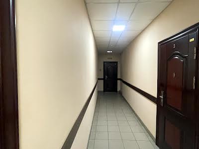 коммерческая по адресу Соборный просп. (Ленина), 17