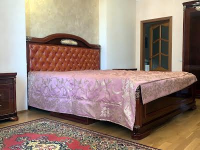 квартира за адресою Миколи Ушакова вул., 1-В
